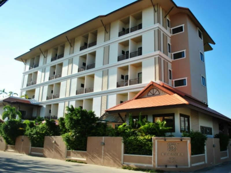 Narawan Hotel, HHQ Eksteriør billede